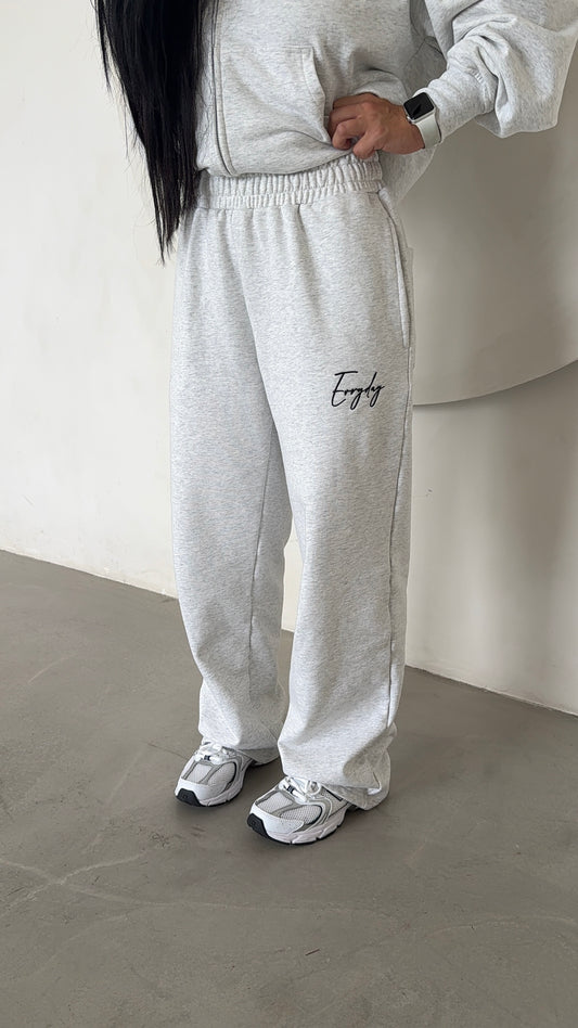 EVRYDAY SWEATS | MOONSTONE