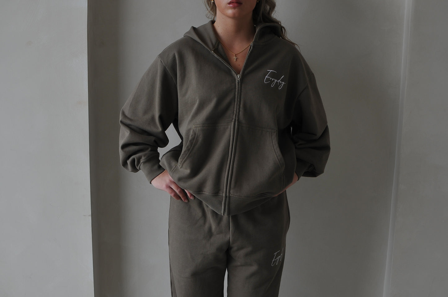 EVRYDAY HOODIE | OLIVE